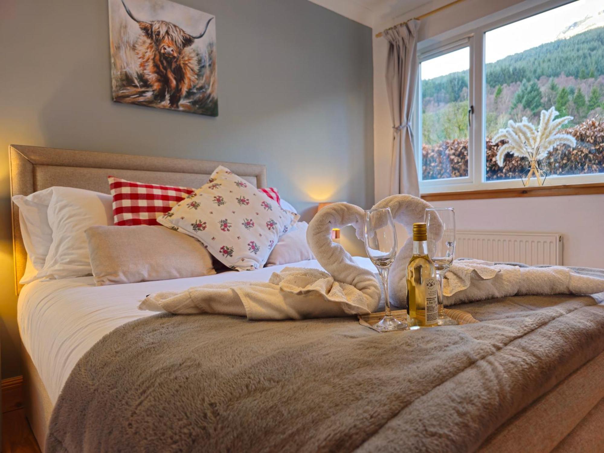 Gleann Fia House Guest House Arrochar Bagian luar foto